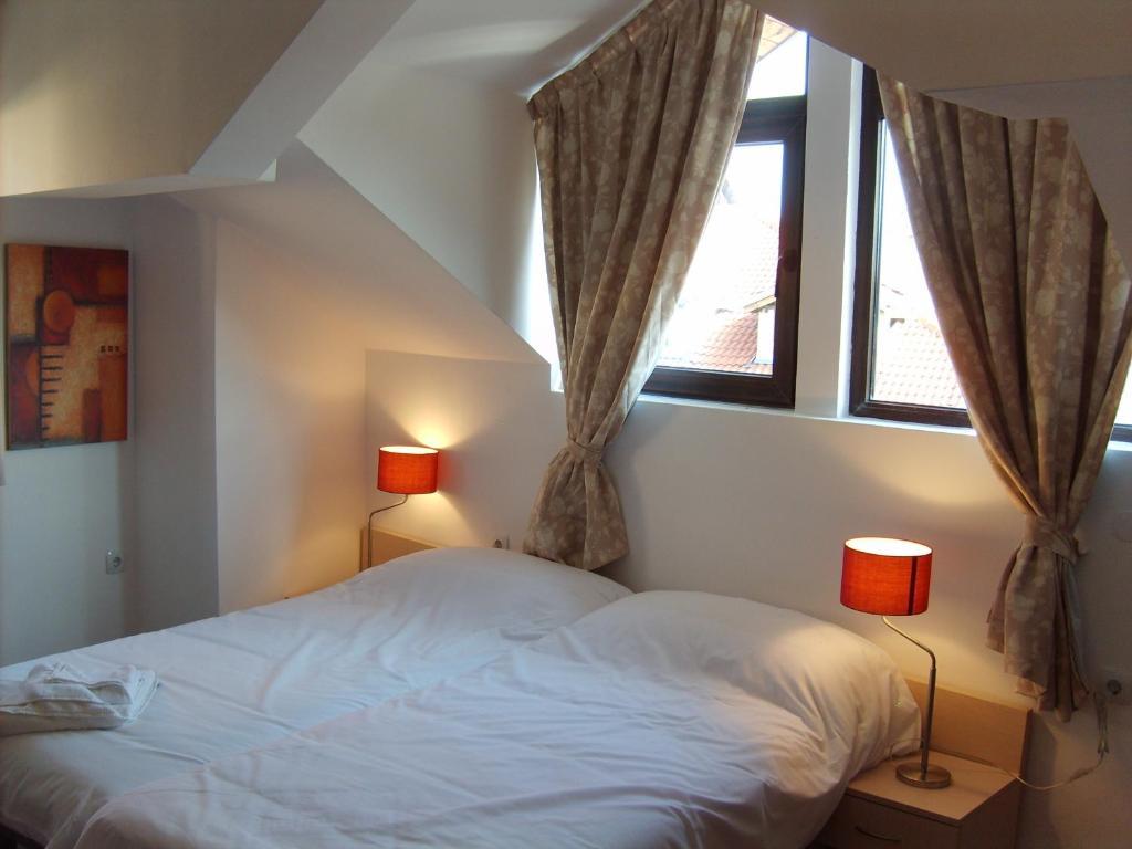 Gondola Apartments & Suites Bansko Room photo